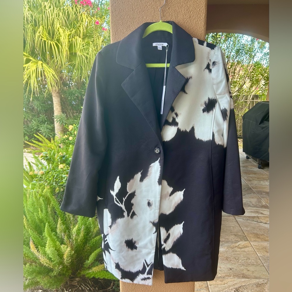 NWT CHICO'S Women's Black and White Florence Mirage Topper Jacket SZ 12/14